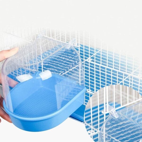 Baño de Loros, 13 * 13 * 13.5cm Baño de Pájaros, Accesorios para Jaulas de Pájaros, para Gatos, Pinzones, Periquitos, Hongos Blancos, Alondras y Pájaros Pequeños (Azul) - Image 3