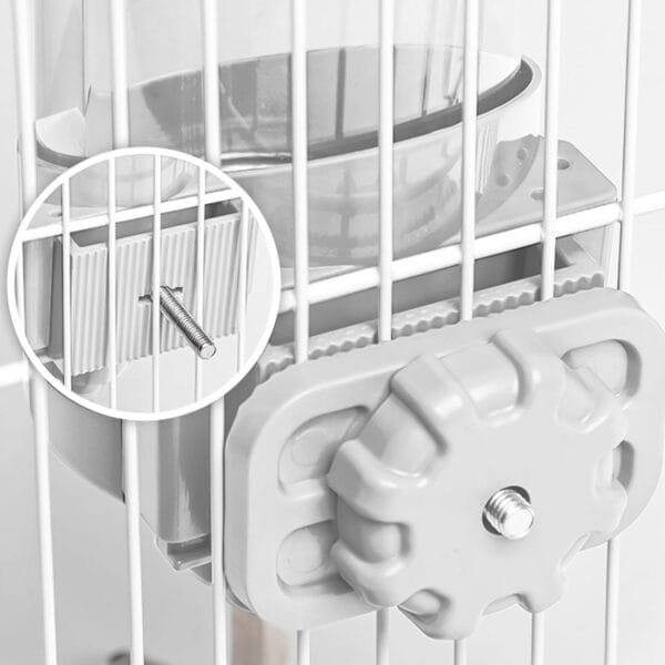 Bebedero para animales pequeños 680ml Bebedero conejo Dispensador de agua automático antigoteo Botella de agua colgante para roedores Conejos Hamster Cobaya Chinchillas Erizos y Ardillas (Gris) - Image 3
